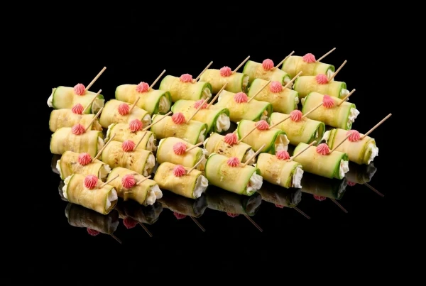 Рулетики из цукини с курицей, 30 шт