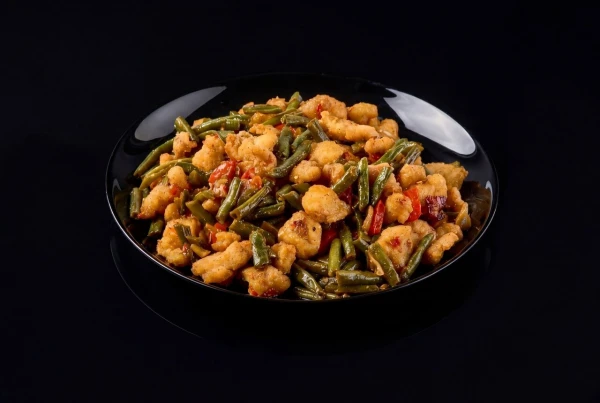 Курица в кисло-сладком соусе с овощами, 750 гр