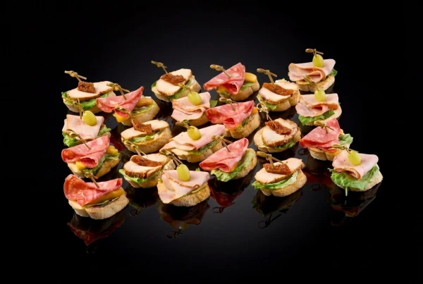 Сет из мясных брускетт, 21 шт