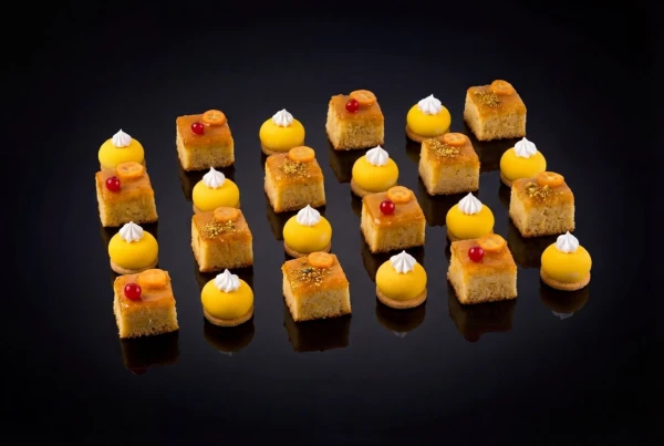 Набор пирожных «Citrus paradise», 24 шт