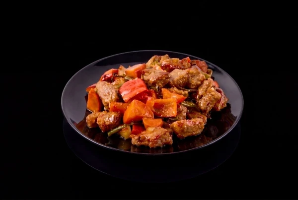 Свинина в кисло-сладком соусе с овощами 750 гр.