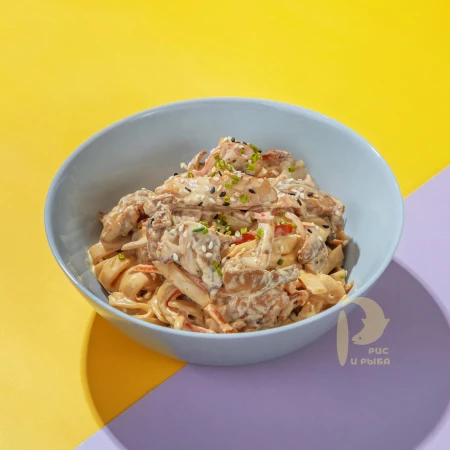 Сливочный удон с курицей