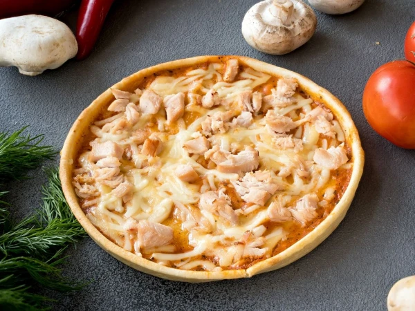 Пицца с курицей