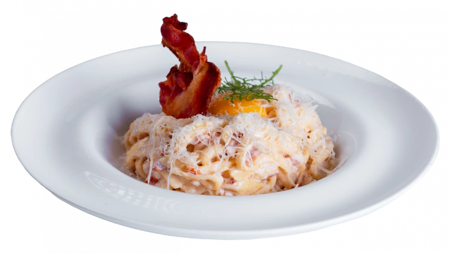 Карбонара с беконом и пармезаном