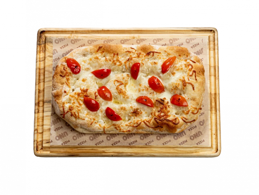 Фокачча с моцареллой и травами
