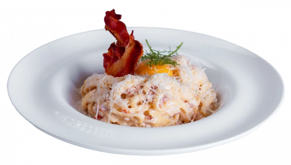 Карбонара с беконом и пармезаном