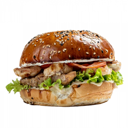 Цезарь с курицей-гриль и беконом
