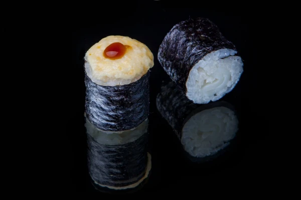 Запеченный мак с кальмаром
