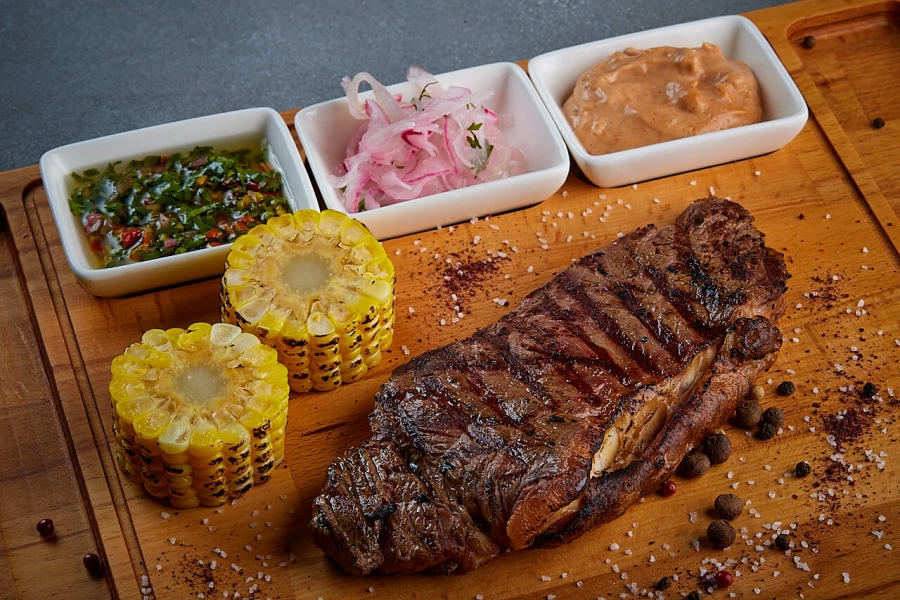 Стейк из говядины "Стриплойн"