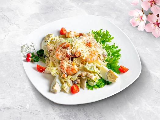 Салат цезарь с креветками