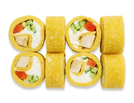 Тортилья в темпуре с курицей ролл