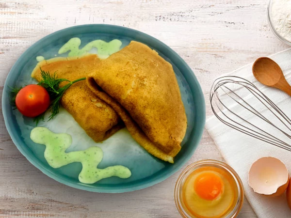 Блины с филе цыпленка, красной фасолью и сыром
