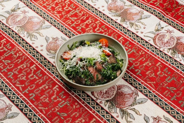 Салат с говяжьей вырезкой