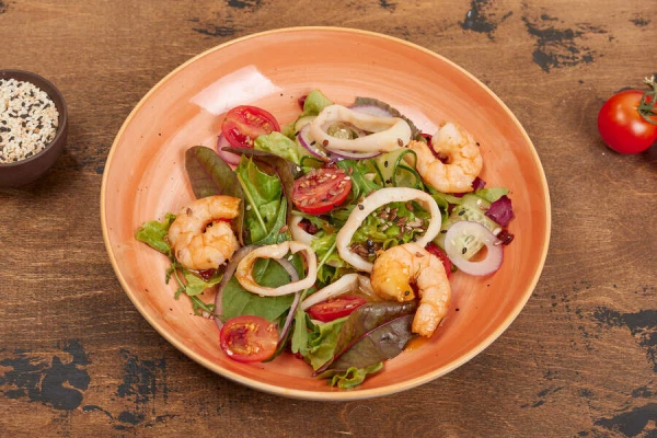 Салат с морепродуктами