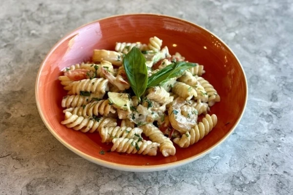 Паста с креветками и цукини на кокосовом молоке