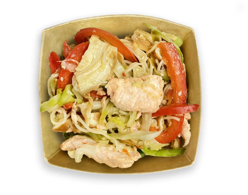 Wok с лососем