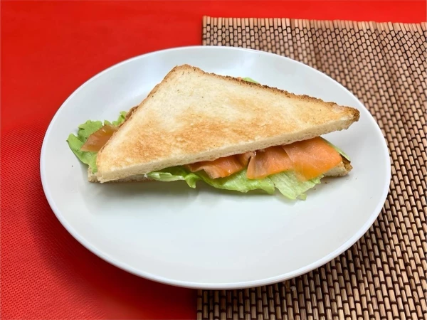 Сэндвич с семгой 