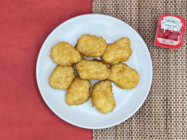 Наггетсы с кетчупом