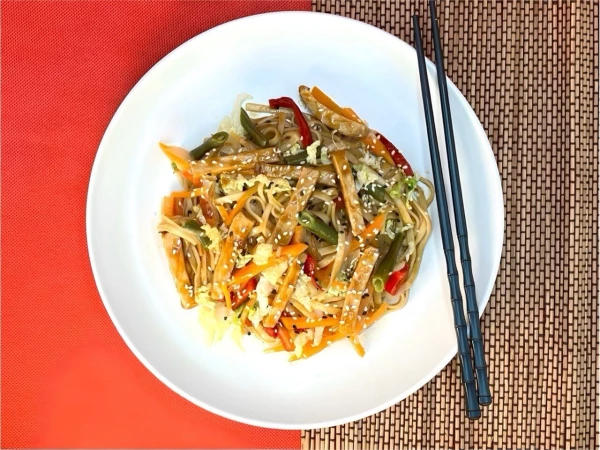 Удон со свининой