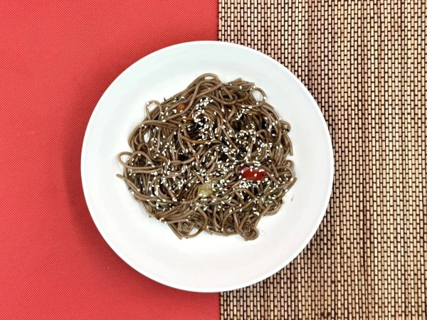 Соба вегетарианская в соусе Терияки 