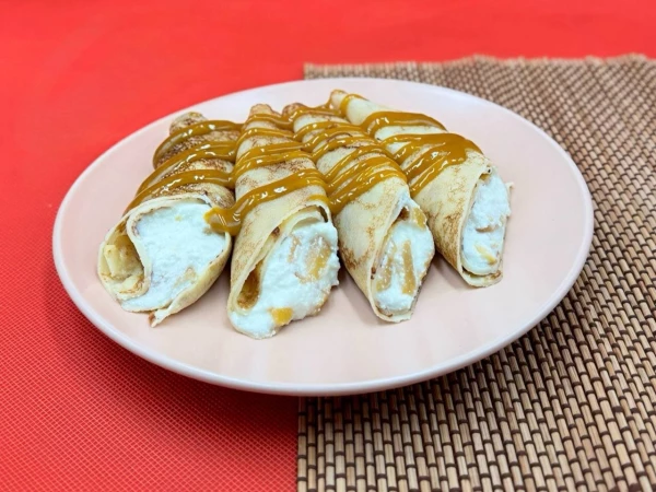 Блинчики с творогом и персиком