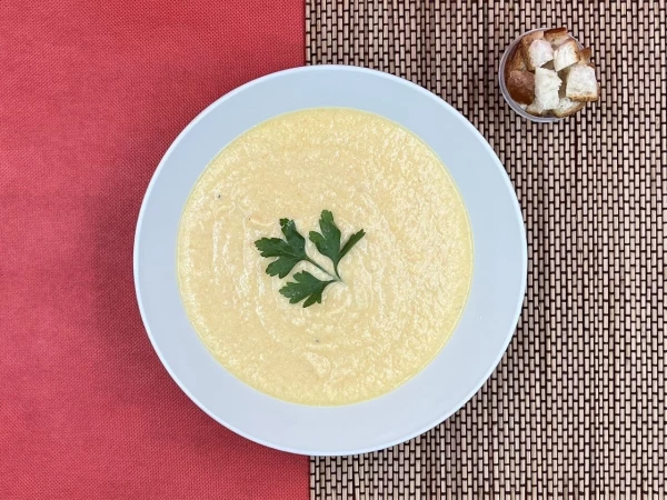 Суп - пюре овощной на кокосовом молоке