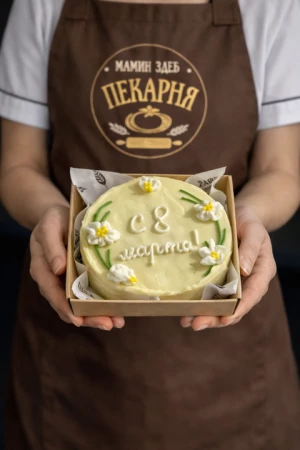 Бенто-торт "Красный бархат" (цветы)