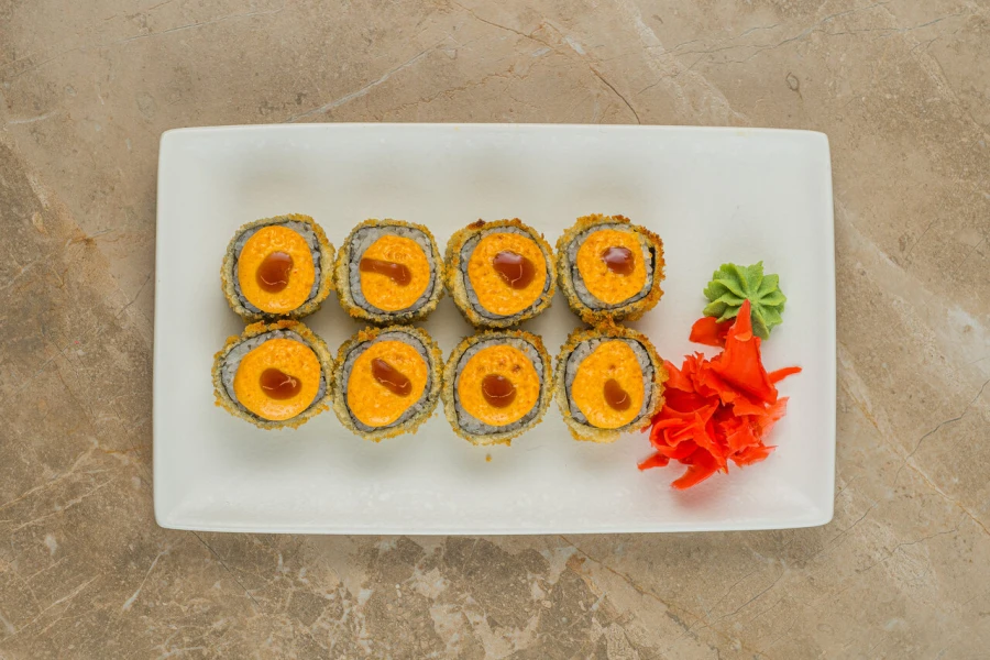 Запеченный ролл с курицей 