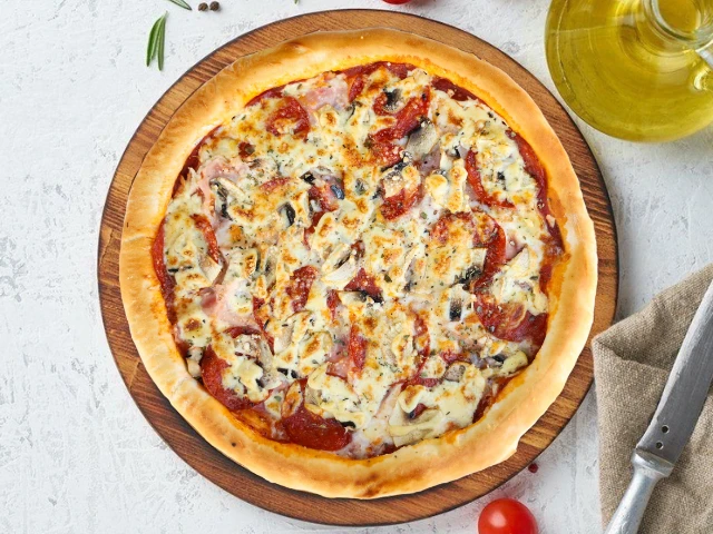 Пицца Мясная 22 см в подарок