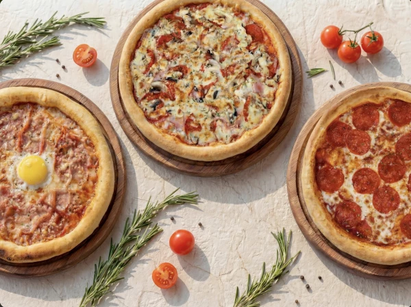 Комбо 3 пиццы 22 см Пепперони, Мясная и Карбонара