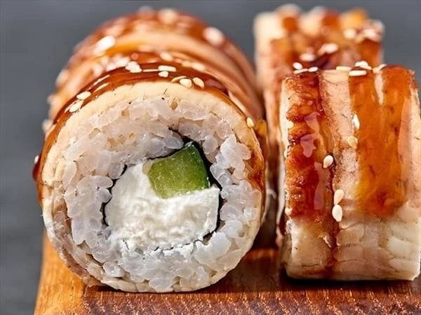 ролл Филадельфия Унаги