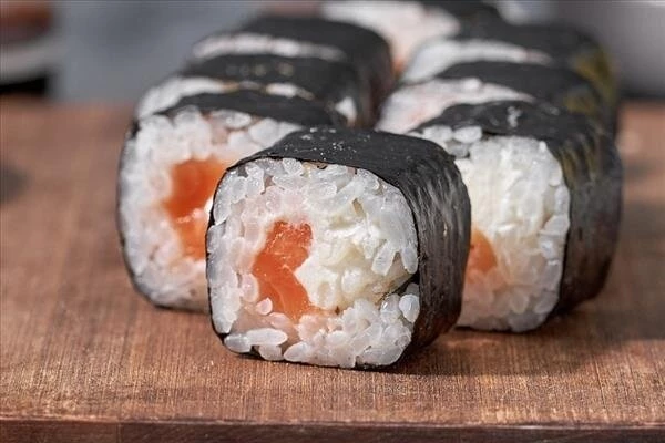 ролл Сливочный с лососем