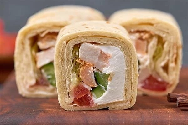 Тортилья с цыпленком гриль