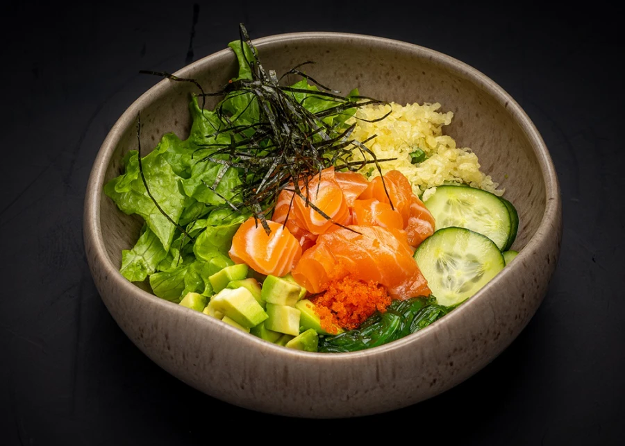 Поке с лососем Salmon poke