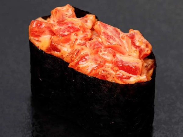 Спайси тунец суши  Spicy maguro sushi