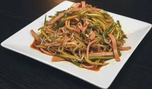 Салат С РОСТКАМИ СОИ (Азия)