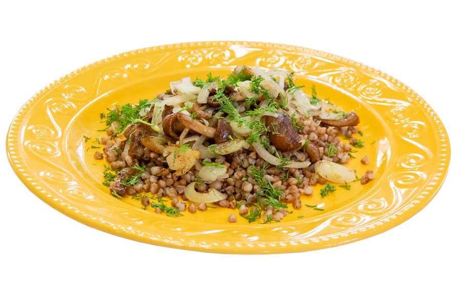Гречка с лесными грибами и луком