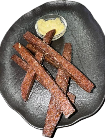 Чесночные гренки с сырным соусом