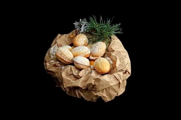 МЕШОЧЕК С ОРЕШКАМИ