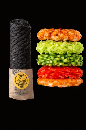 Черная шаверма с соусом спайси