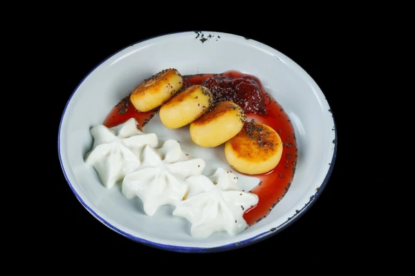 СЫРНИКИ С МУССОМ ИЗ СМЕТАНЫ