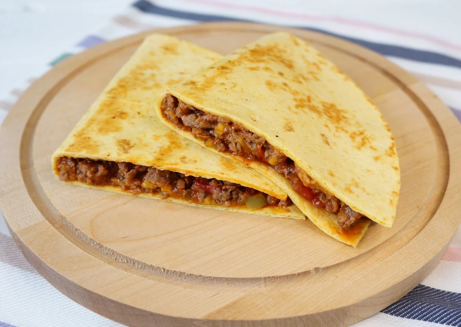 Кесадилья мясная