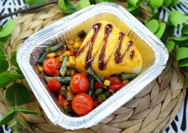 Бокс с копчёной курицей и рисом