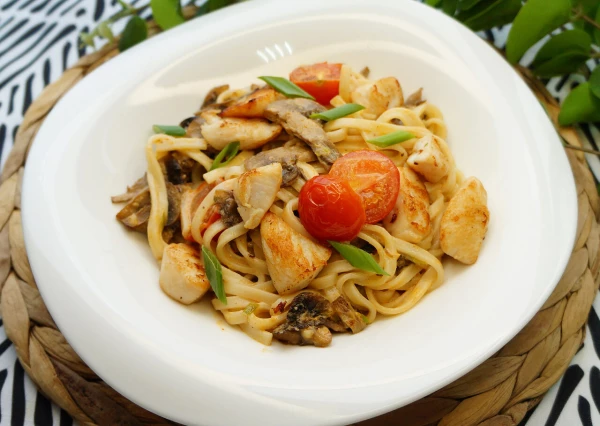 Лапша том ям с курицей