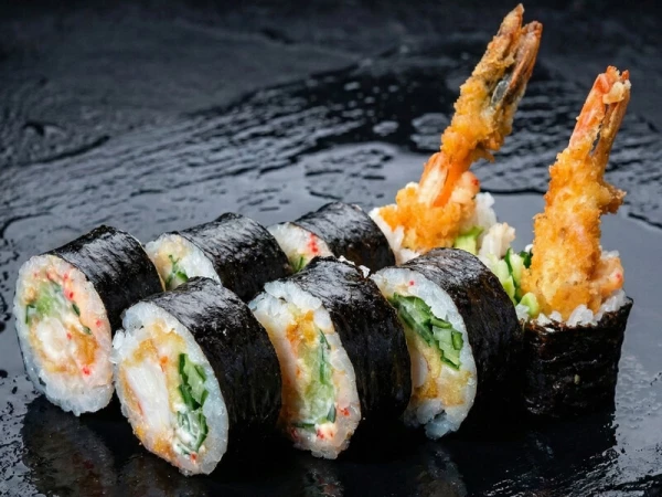 ЭБИ ТЕМПУРА МАКИ