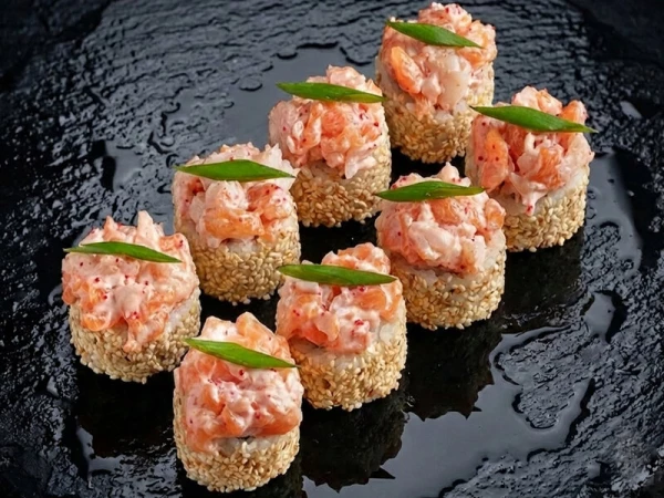 РОЛЛ С ЛОСОСЕМ И КРЕВЕТКОЙ